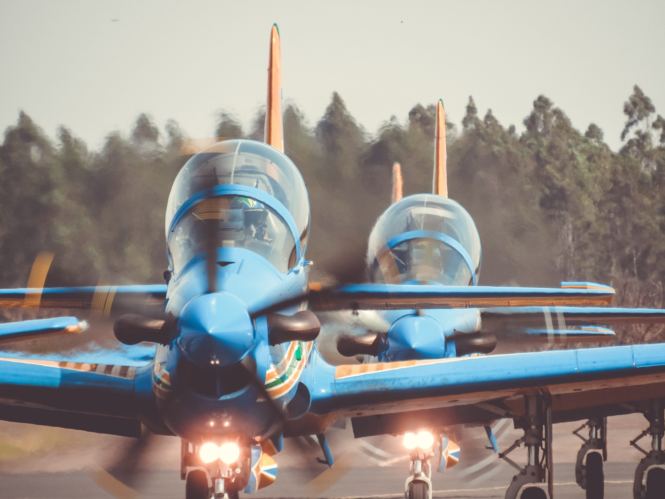 El sector de líneas aéreas es otro de los objetivos de Climate Action 100+. Foto por Vinícius Henrique Photography en Unsplash