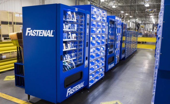 Fastenal valida al alza la salida del lateral y con la consolidación de los 54,17 dólares, que son sus últimos máximos históricos