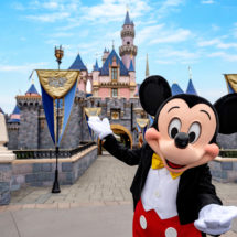 Walt Disney sale al alza del lateral y busca recuperar la base del canal perdida que validaría una entrada si supera en cierre la referencia de los 185 dólares