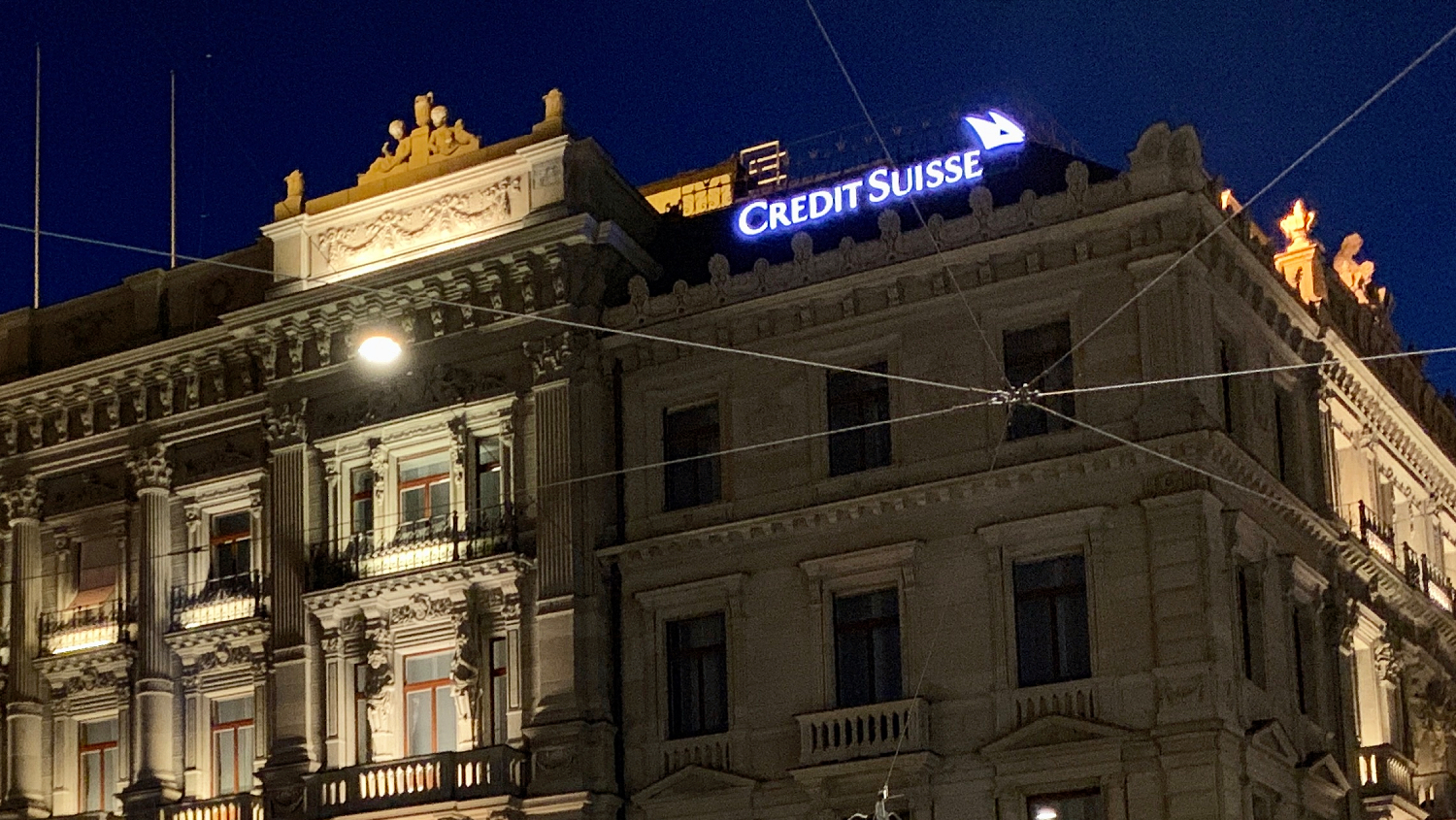 El colapso de Credit Suisse hace tambalear la deuda verde