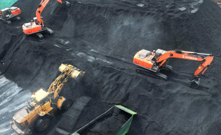 La transición energética viene de la mano del carbón