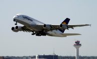 Alemania quiere vender un 5 por ciento de Lufthansa