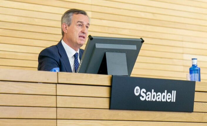 Sabadell vuelve a situarse a la cabeza del IBEX 35