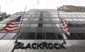 Blackrock baja las comisiones